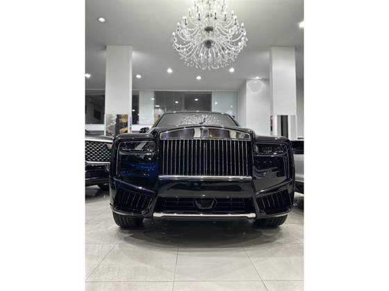 ROLLS-ROYCE CULLINAN 6.7 V12 TURBO GASOLINA AUTOMÁTICO ROLLS-ROYCE CULLINAN 6.7 V12 TURBO GASOLINA AUTOMÁTICO